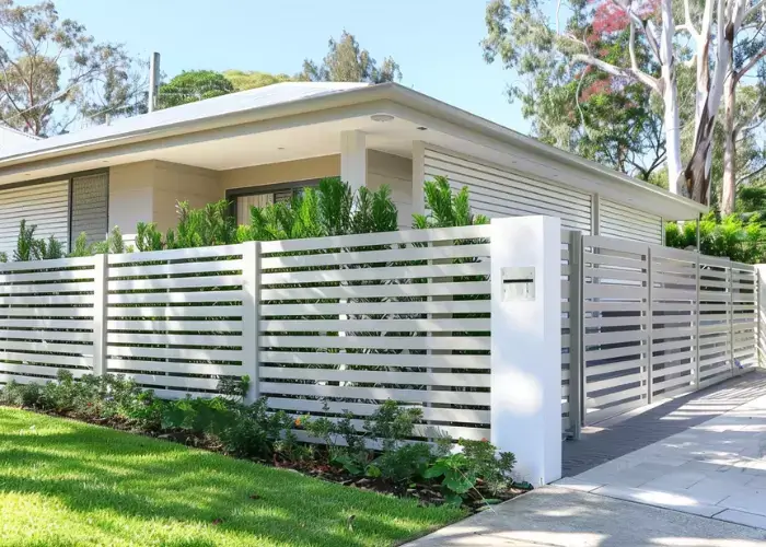 Aluminium slat fence on a house in Geelong